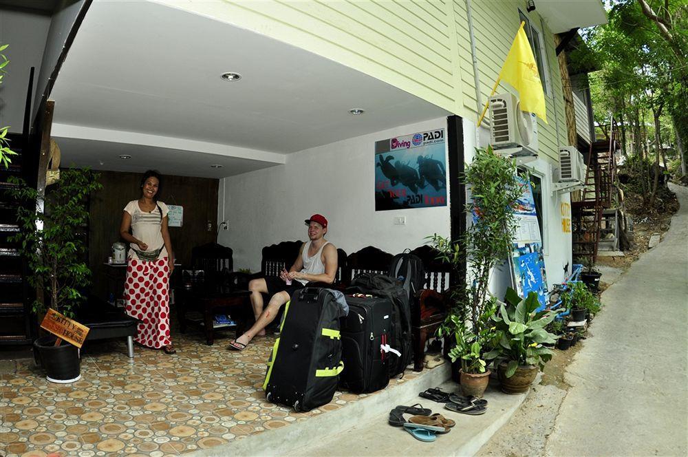Kitty Guesthouse Phi Phi Don Exteriér fotografie