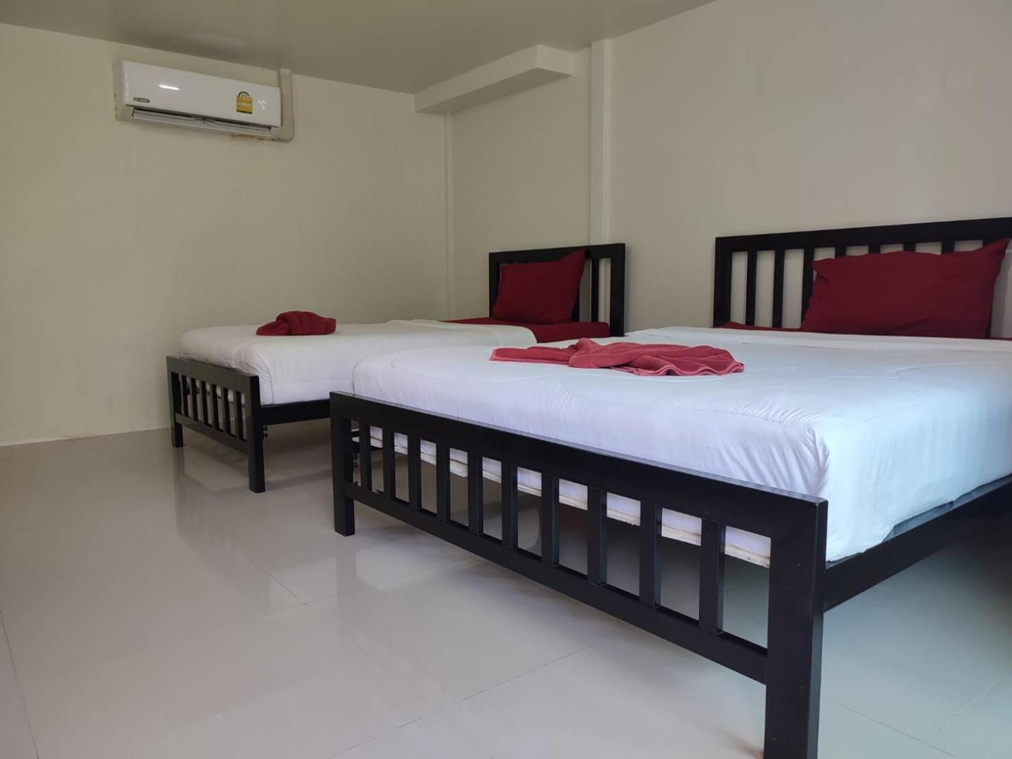 Kitty Guesthouse Phi Phi Don Exteriér fotografie