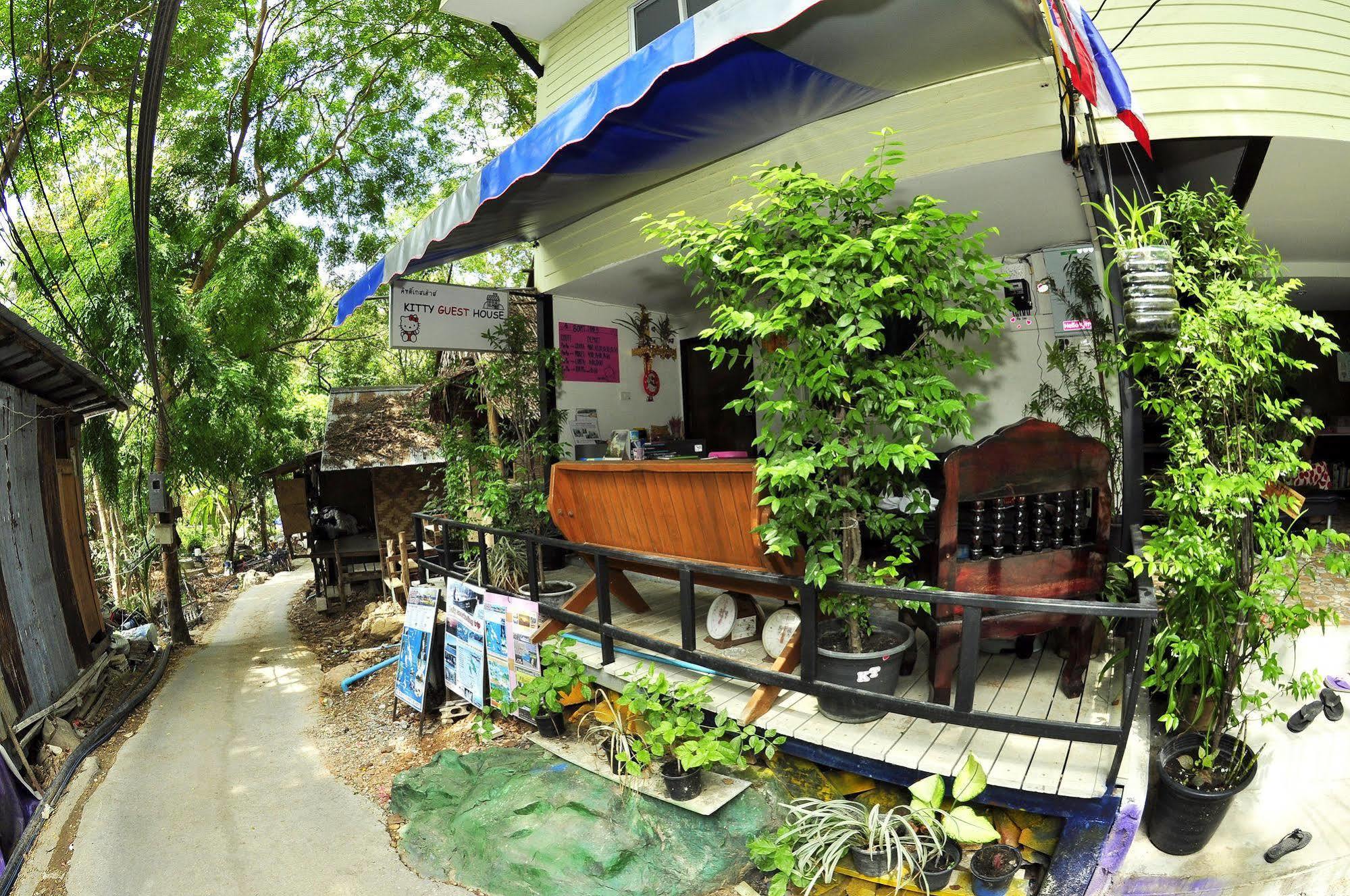 Kitty Guesthouse Phi Phi Don Exteriér fotografie